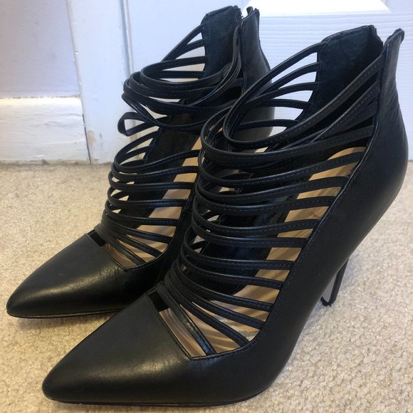 Black lace up heels - Picture 2 of 2